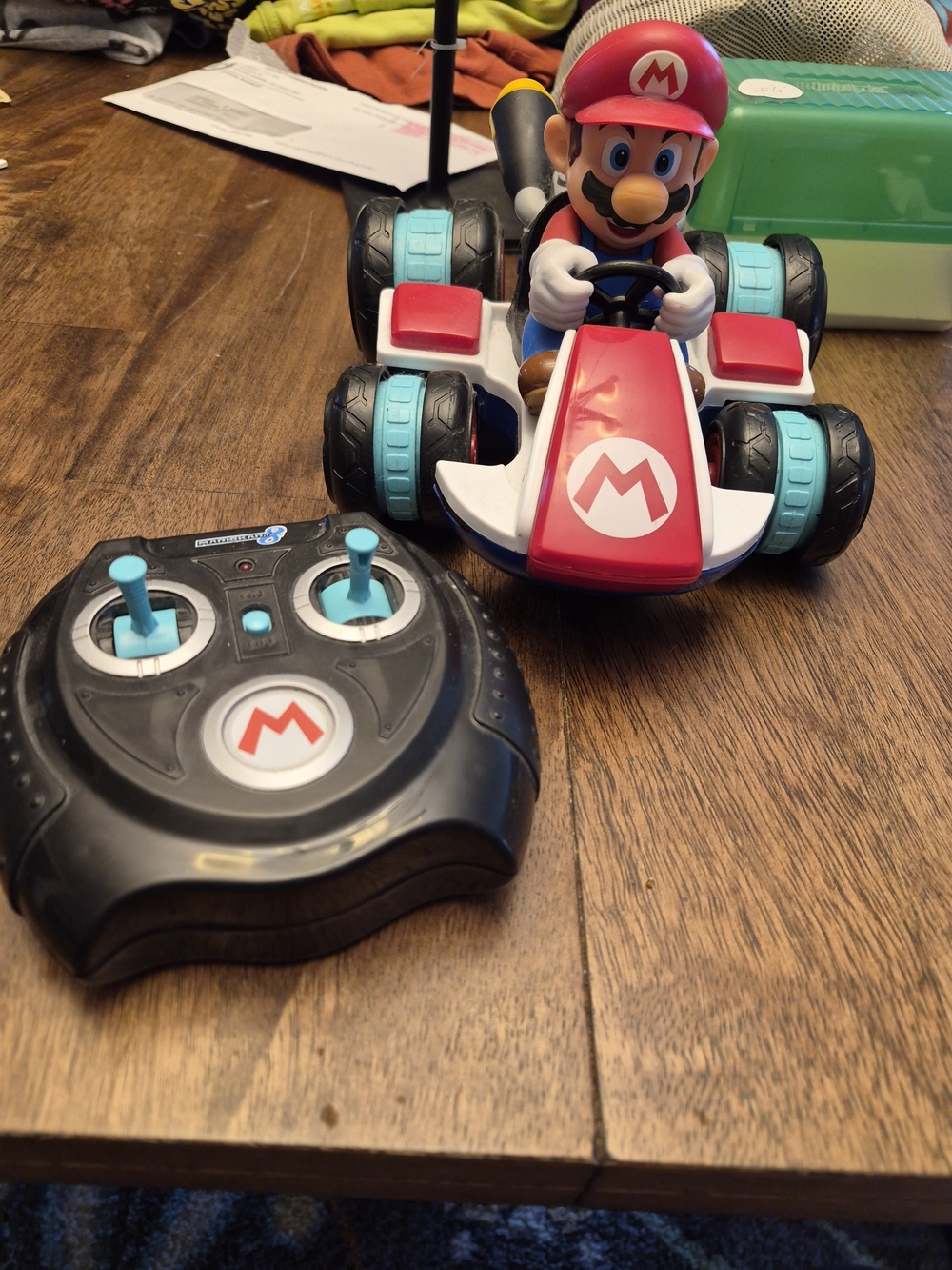 Untested Ninetendo Mini Mario Kart Remote Control Racer - Red & Teal
